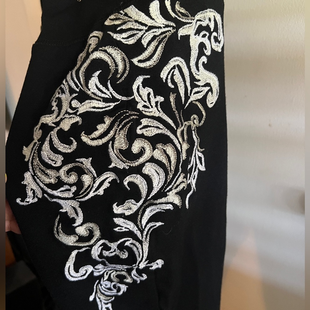 Black Pull-On Pants with White Floral Embroidery – Size 18, Stretch Waist - Picture 5 of 5